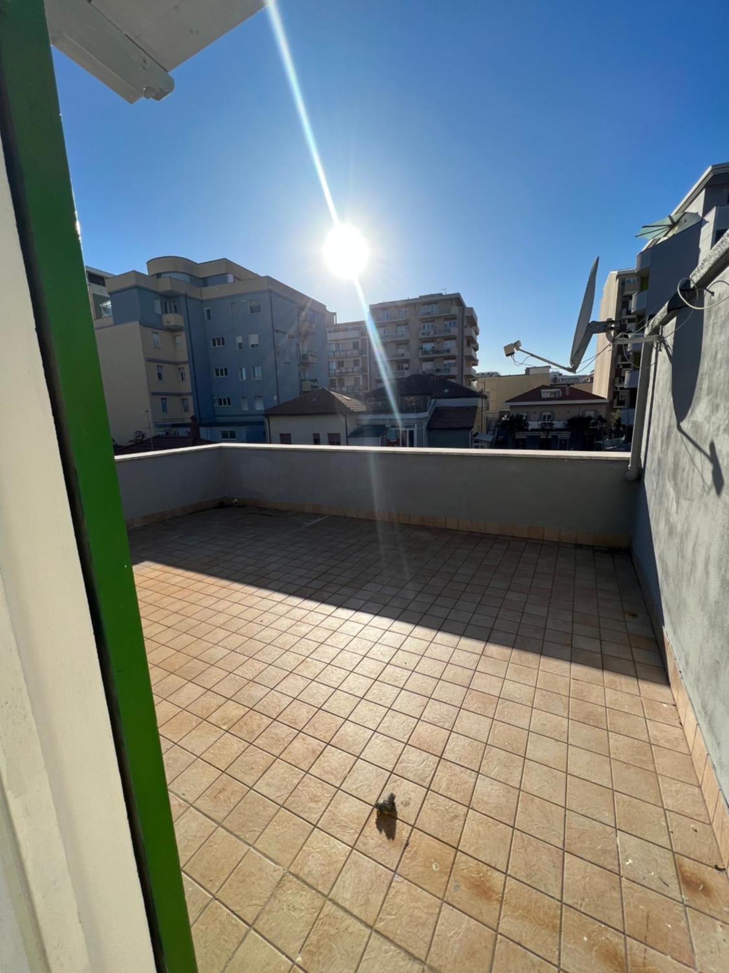 Apartamento Loft Grazioso - Pescara Exterior foto